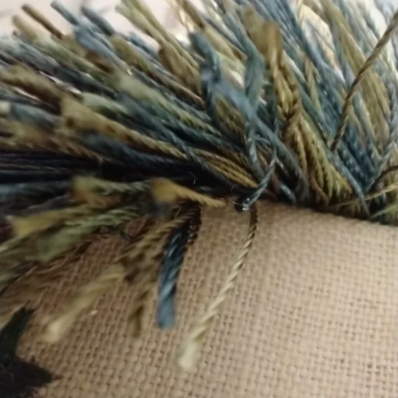 NWT Silk embroidered on linen/Cotton Fringe trim pillows - Picture 8 of 12